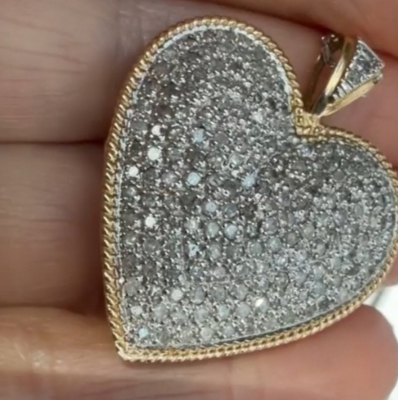 VintHeart Pendent 1ct Real Pave' Diamonds Set In 14k White And Yellow Real Gold. - Picture 2 of 8